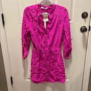 Alice & Trixie Pink Ruched Midi Dress